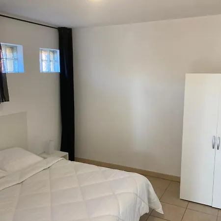 T2 Climatisé A 20 Mètres De La Plage Apartamento *